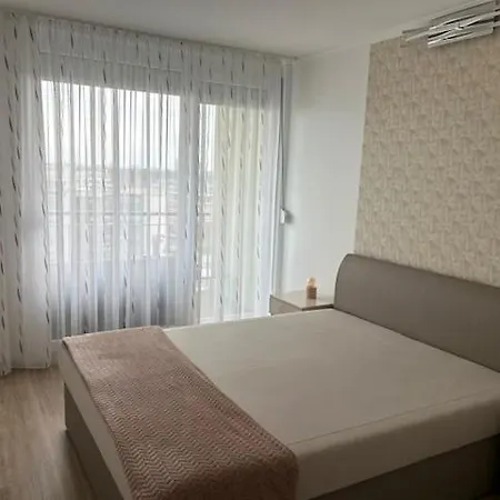 Apartment Silver *