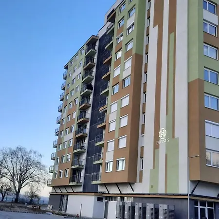 Silver Apartment *